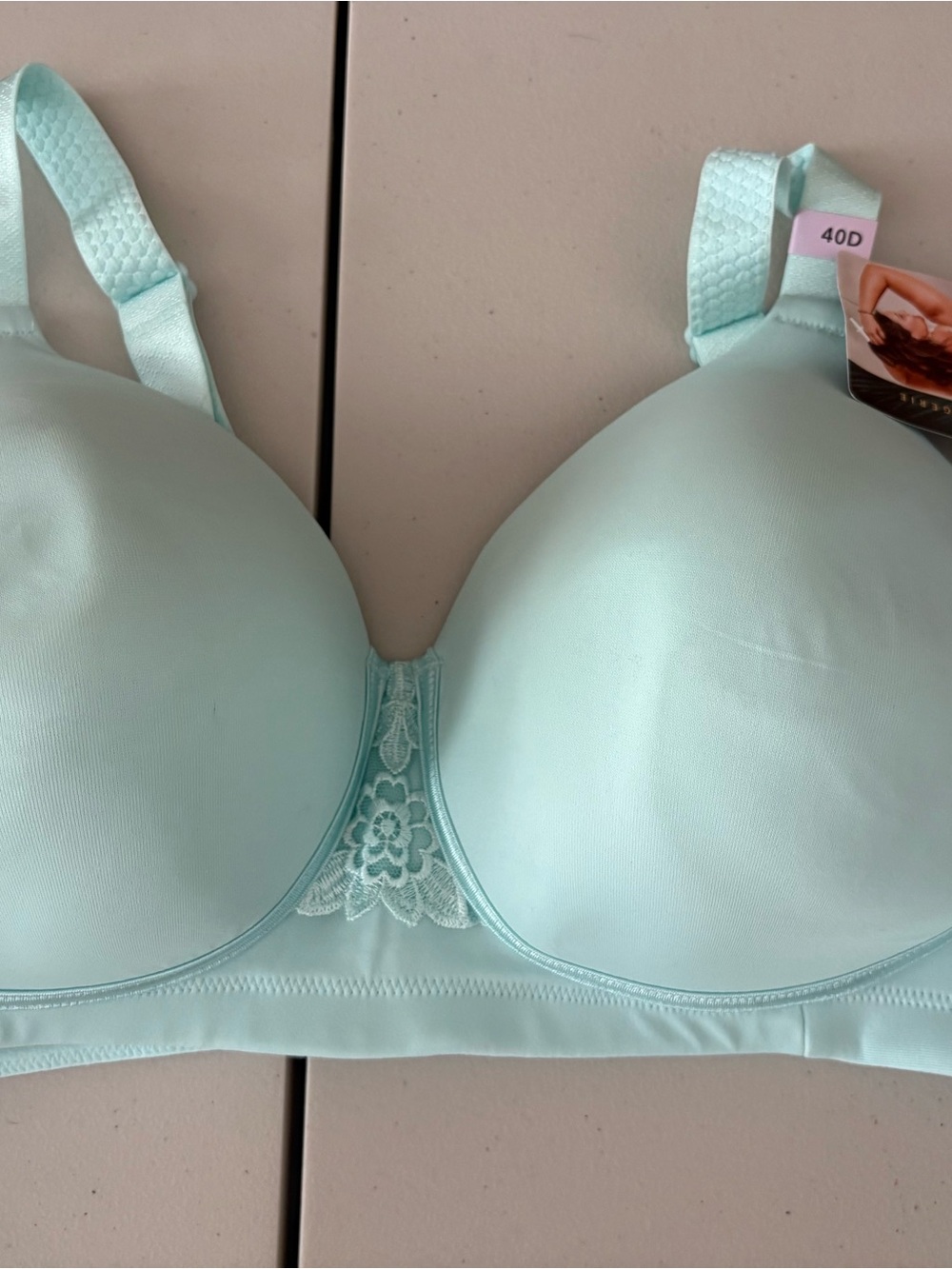 VANITY FAIR wireless bra icy blue 40D smooth beauty back NWT